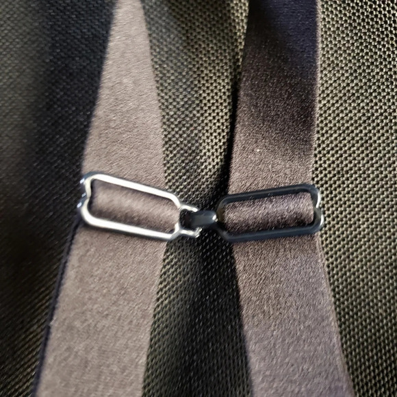 Lululemon Fine Form‎ Sports Bra Lacescape Spanish Rose Black / Black 32B - Picture 9 of 9